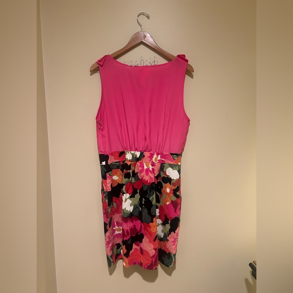 Anthropologie Tabitha Pink and Floral Ruffle Dress Gold Accents Size 12 - Picture 3 of 4